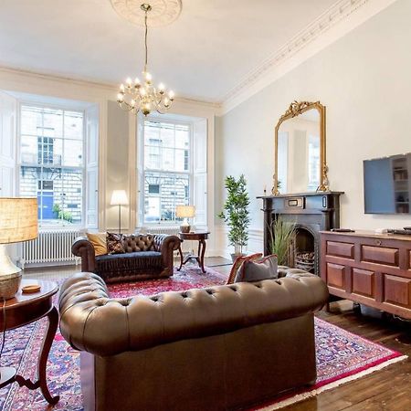Joivy Converted Flat In Historic Building In New Town Edinburgh Exterior photo