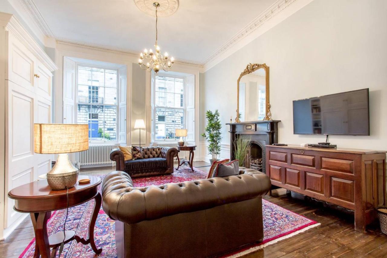 Joivy Converted Flat In Historic Building In New Town Edinburgh Exterior photo