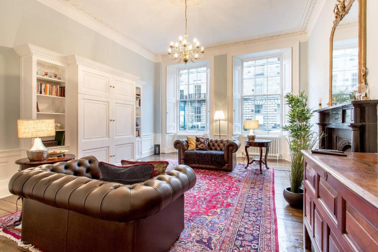 Joivy Converted Flat In Historic Building In New Town Edinburgh Exterior photo